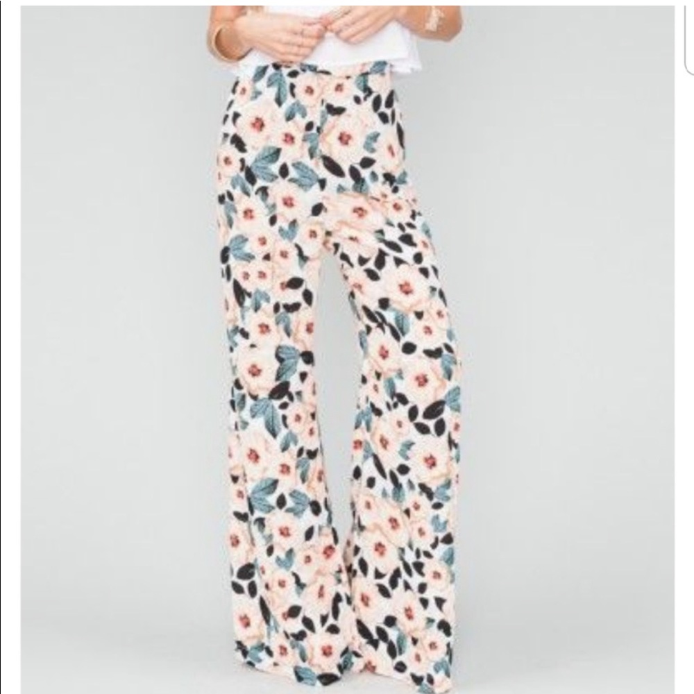 SHOW ME YOUR MUMU Steel Magnolia’s Eli Trousers Magnolia Print Flare Pants Small
